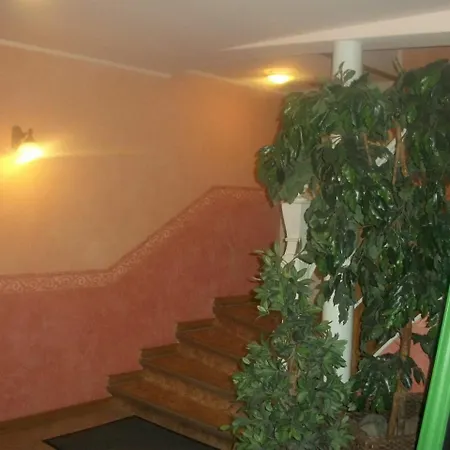 Buetzower Hof Ξενοδοχείο 2*